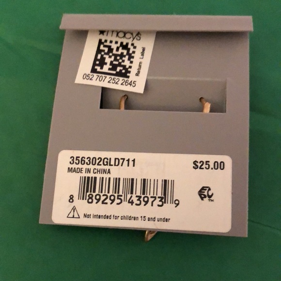 Robert Lee Morris Soho Gold Tone Textured Metal Feather Drop Earrings NWT - Picture 10 of 11